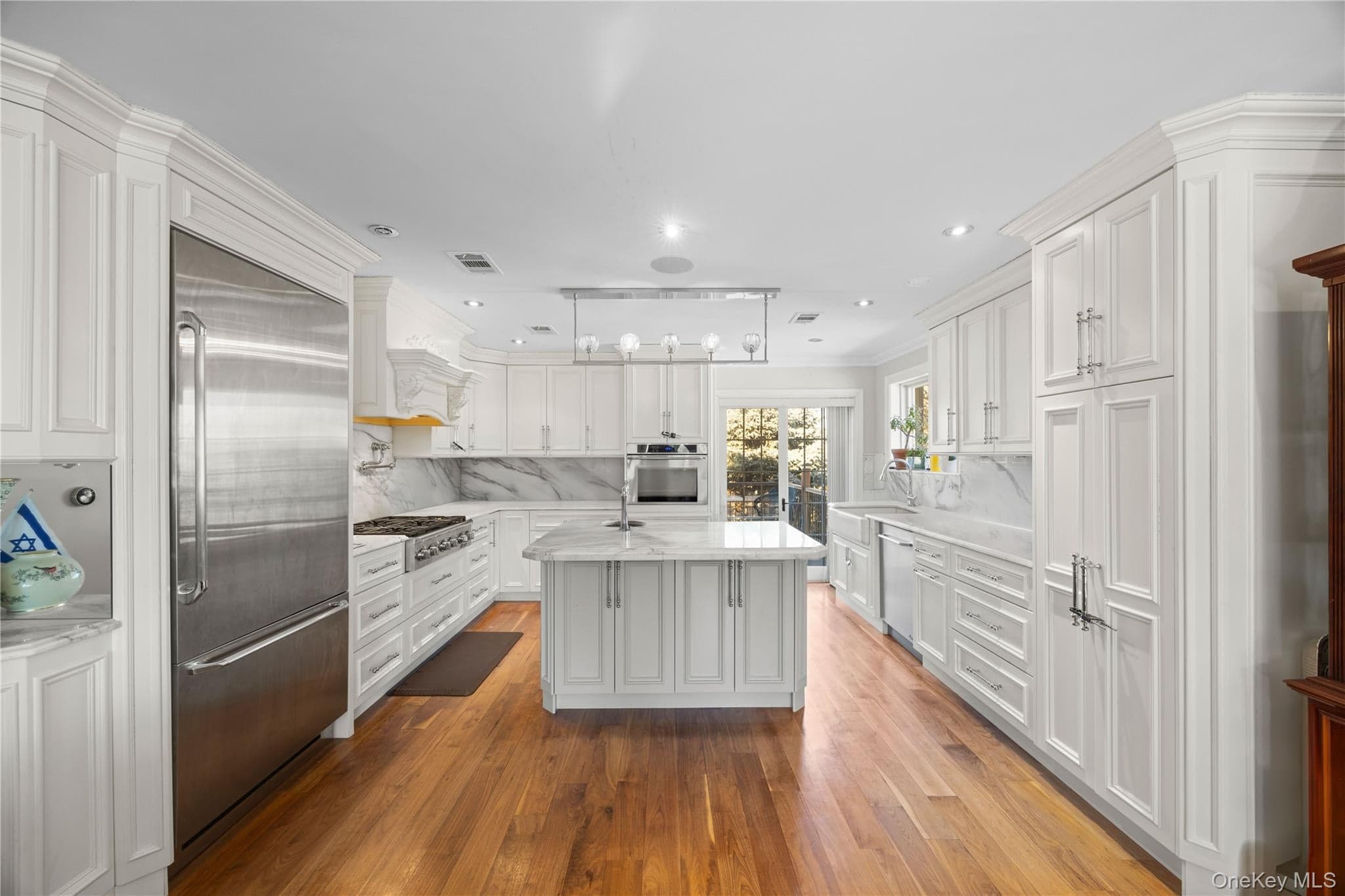 229 Ditmars Street thumbnail 2