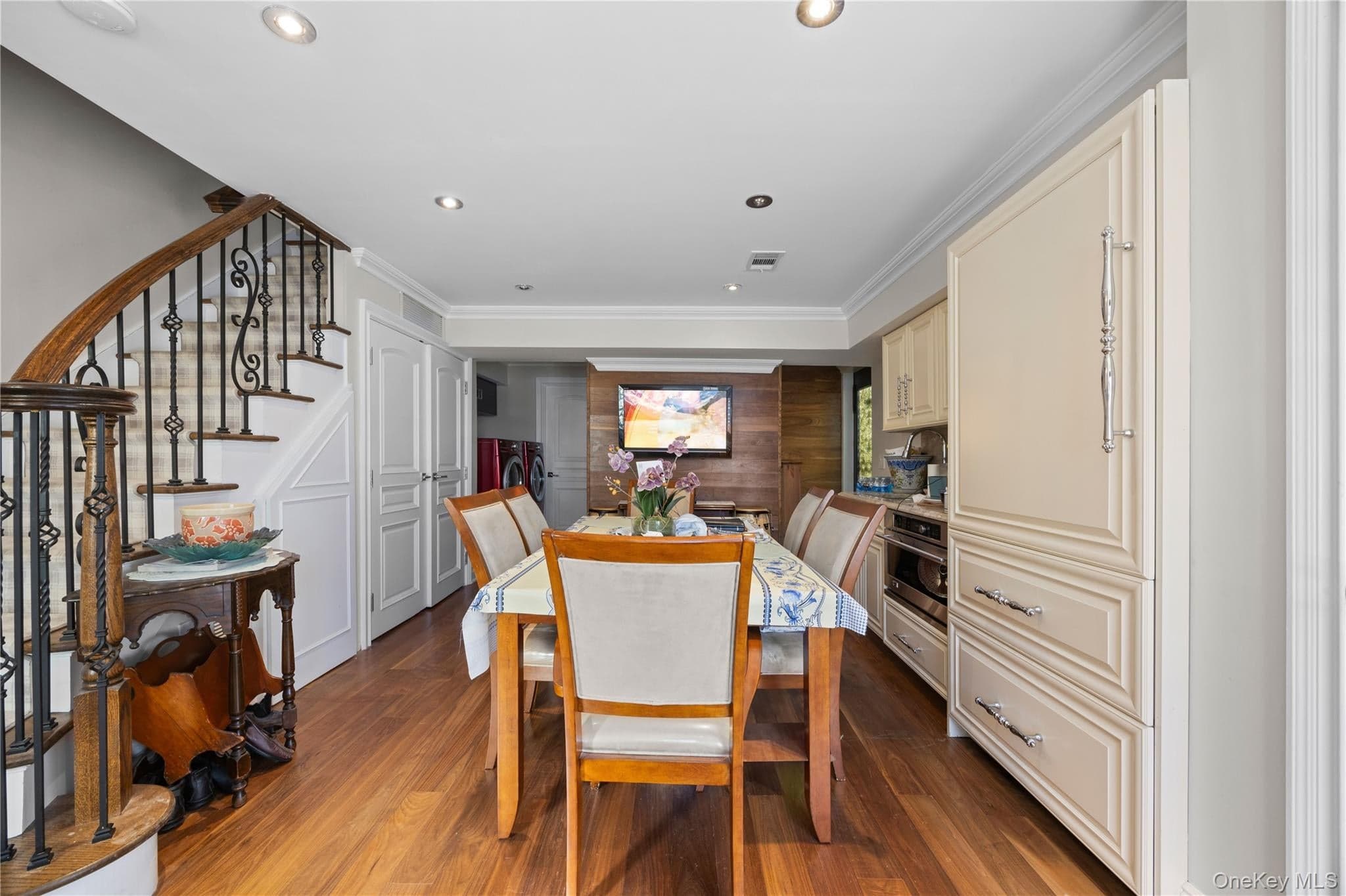 229 Ditmars Street thumbnail 19