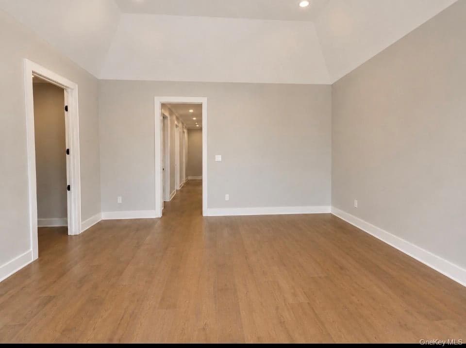 35 Bedford Street thumbnail 5