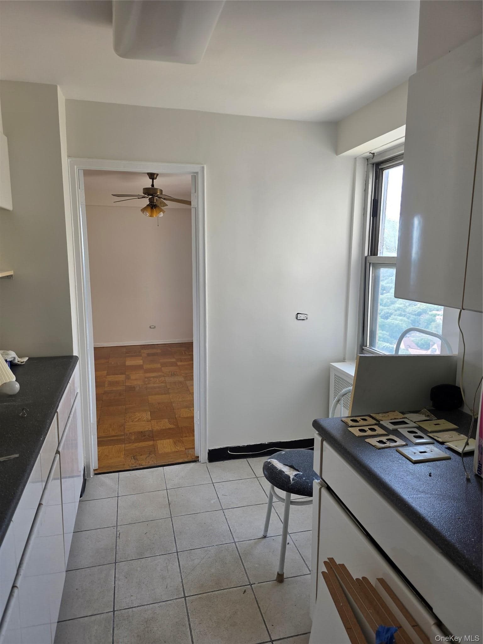 110-11 Queens Blvd Blvd Unit: 33A thumbnail 4