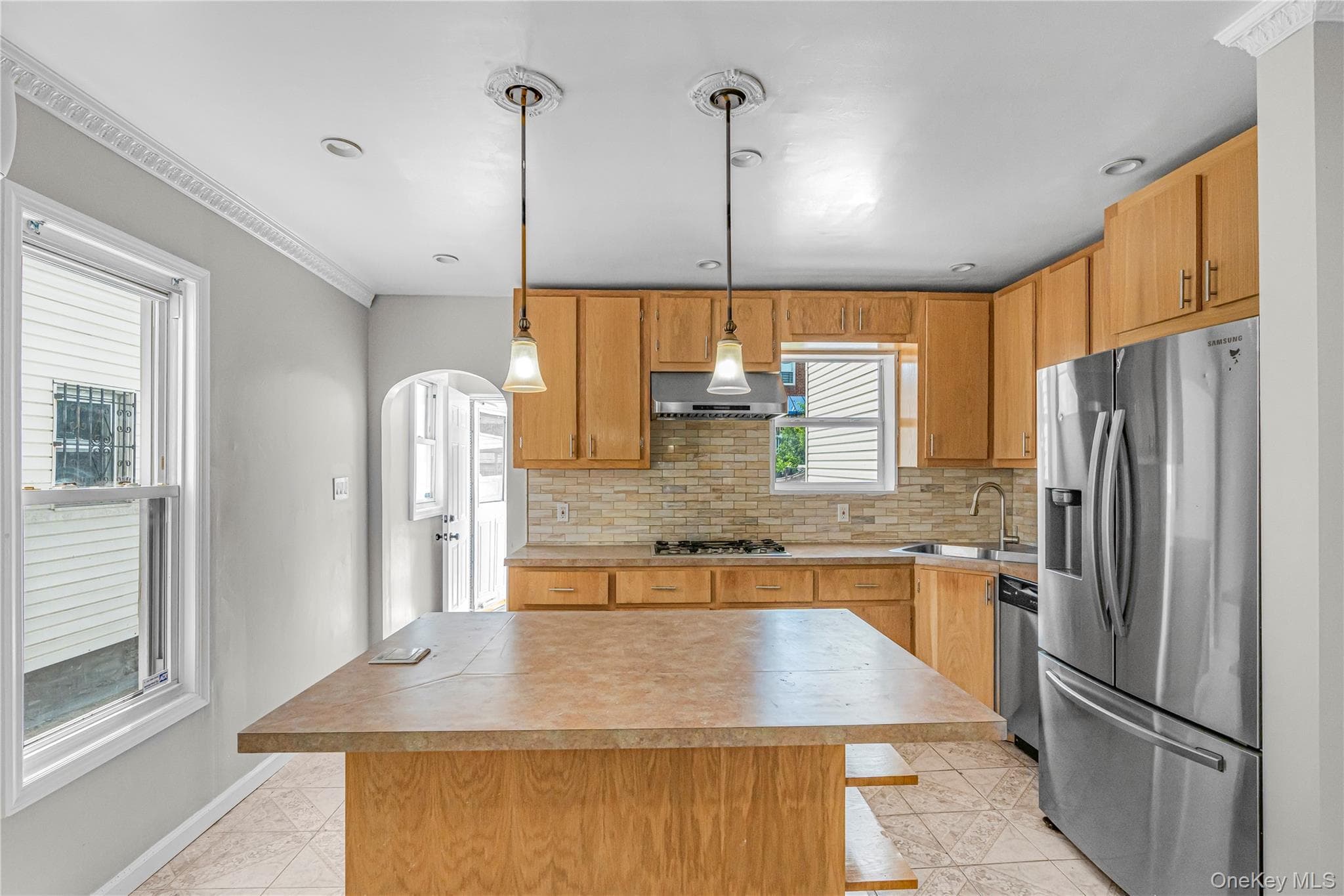 86-16 102nd Avenue thumbnail 4