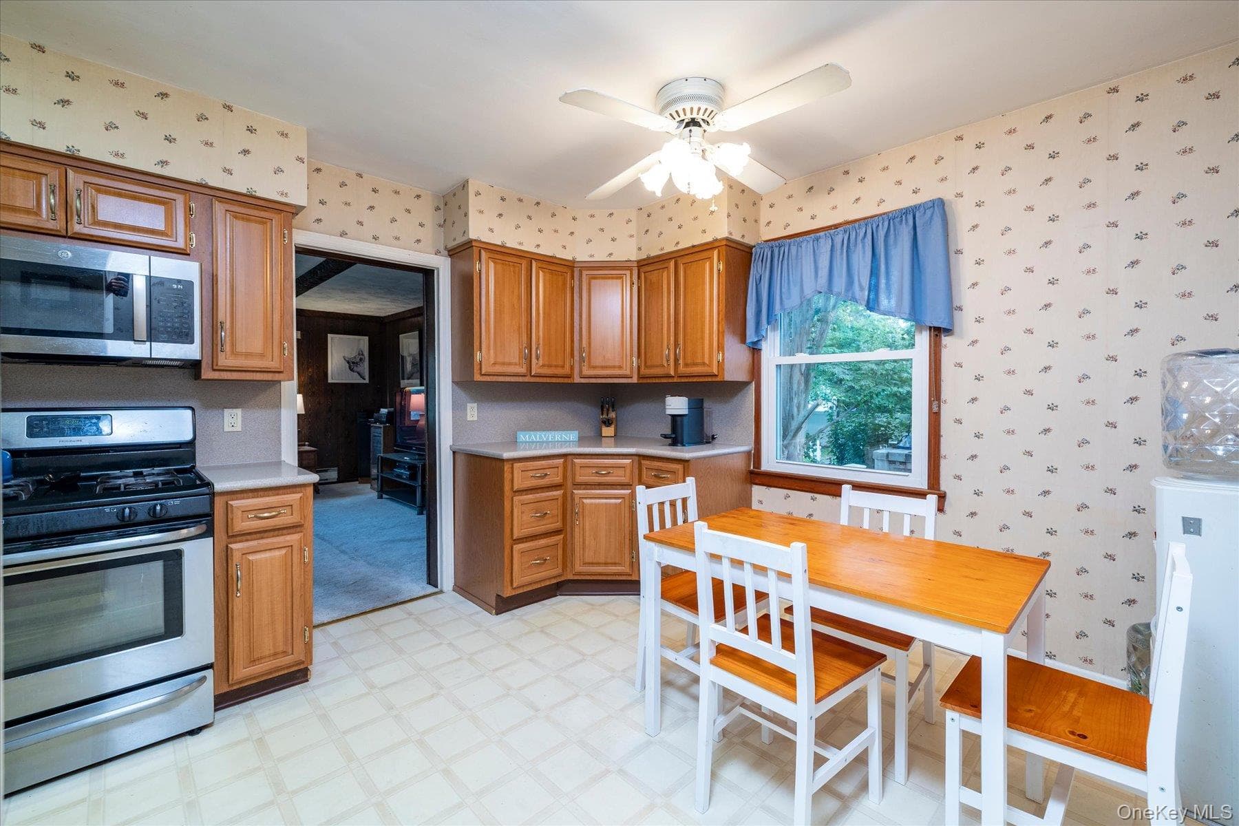 87 Woods Avenue thumbnail 8