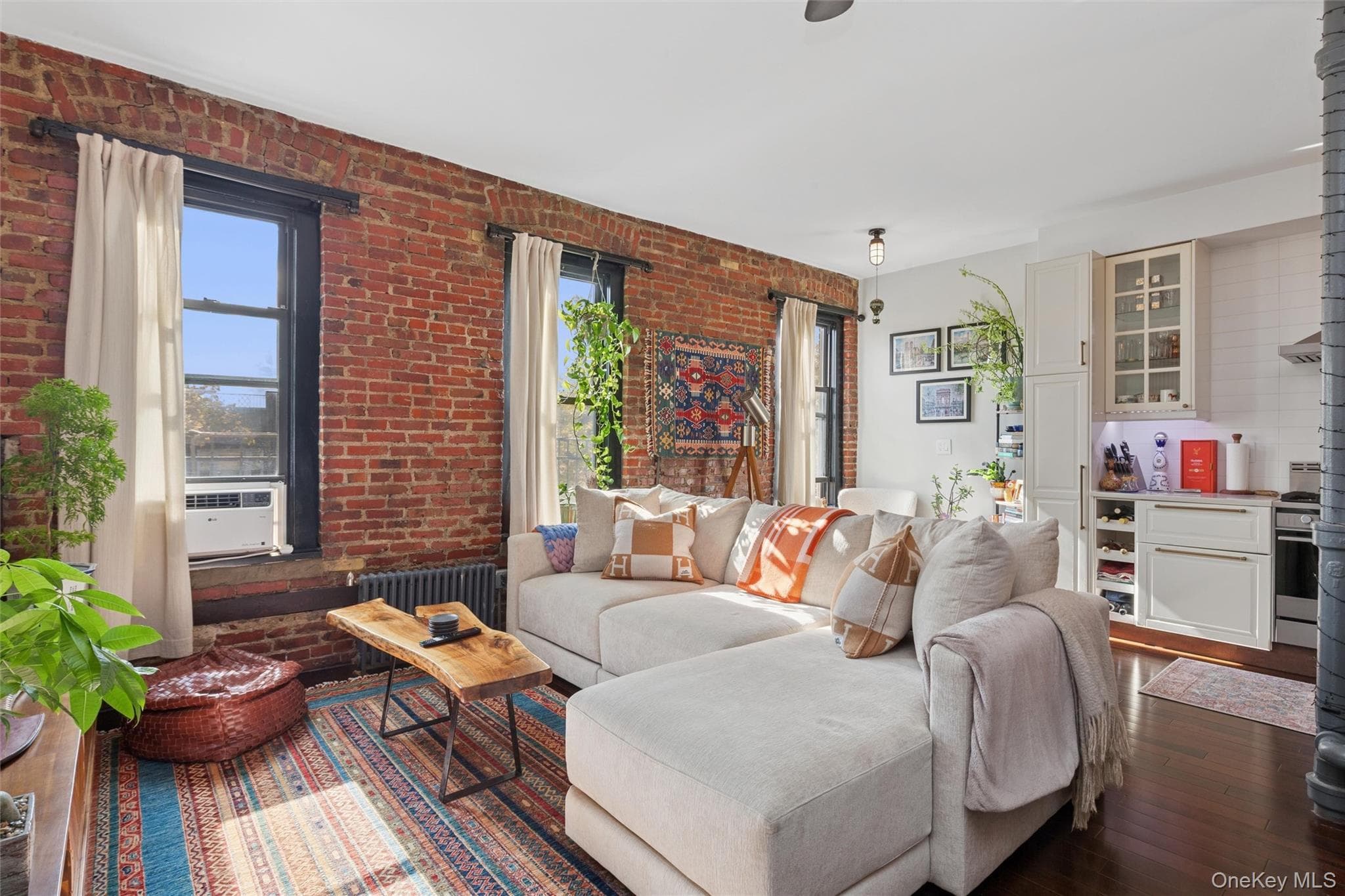 8374 Talbot Street Unit: 6F, Kew Gardens