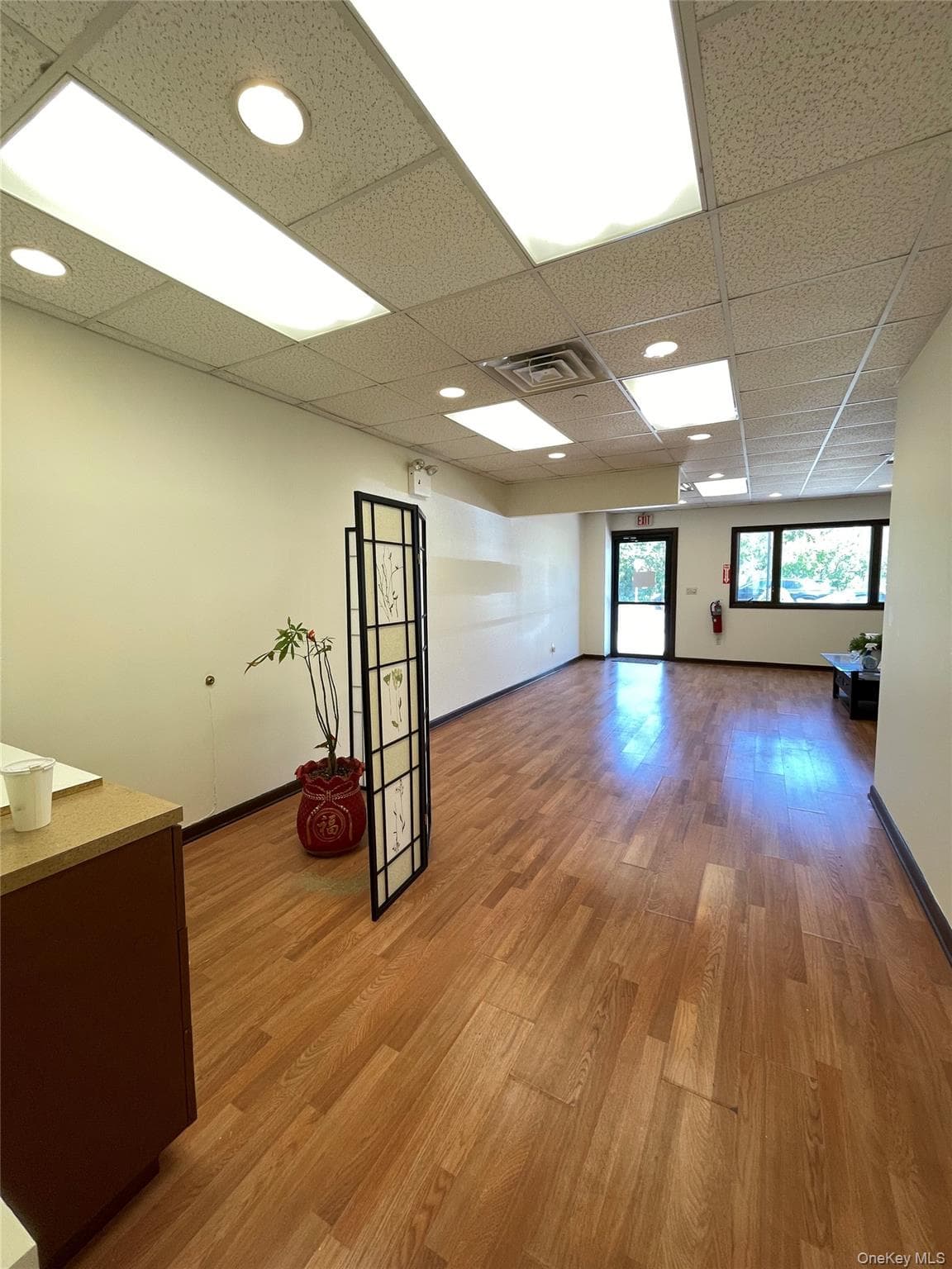 288 Hempstead Avenue thumbnail 16