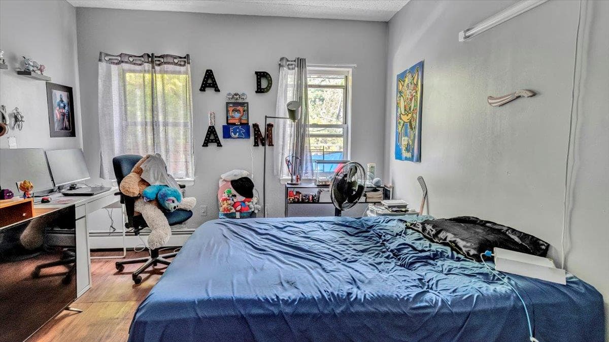 1068 Woodycrest Avenue thumbnail 4