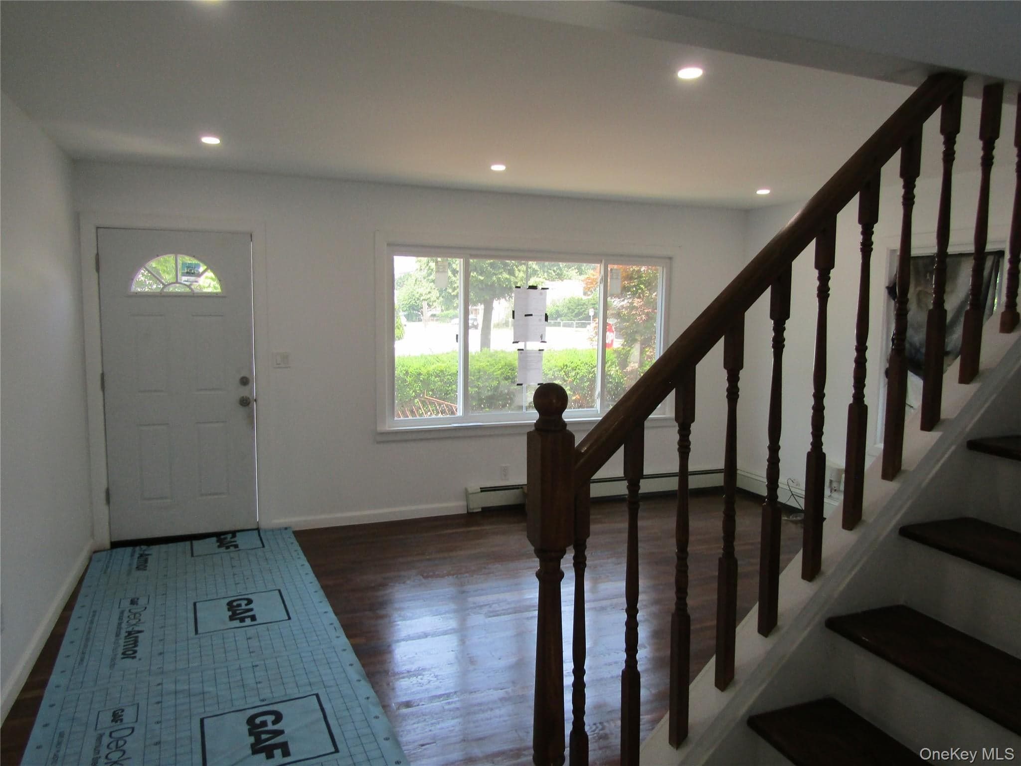 258 Brown Avenue thumbnail 10
