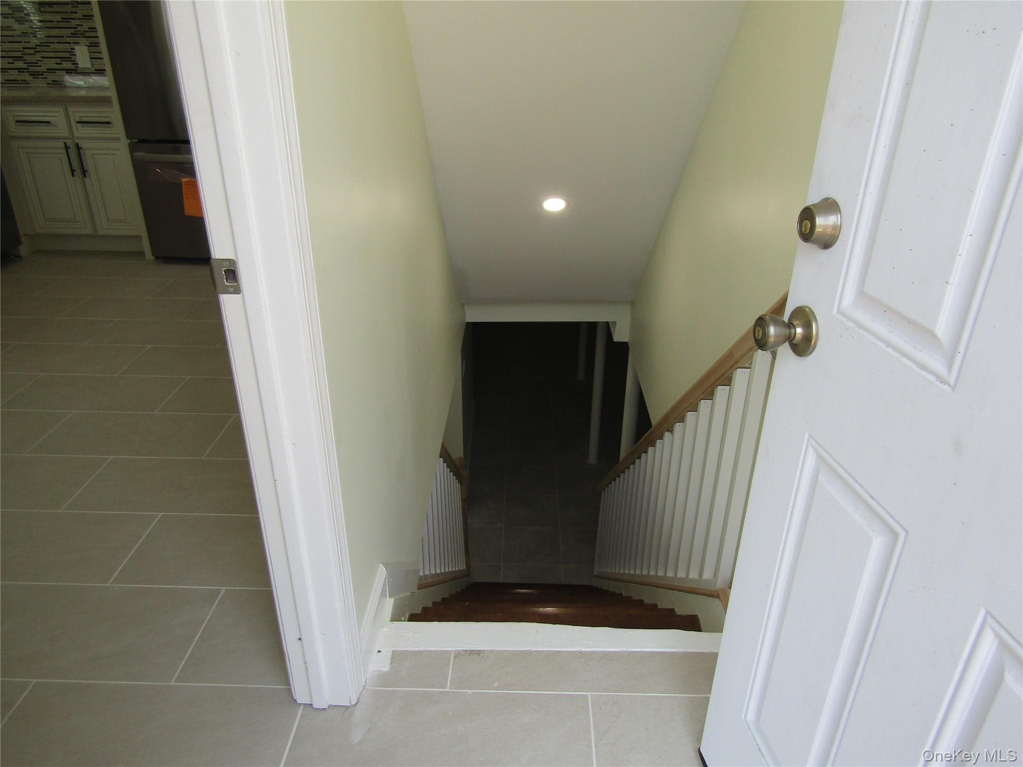 258 Brown Avenue thumbnail 16