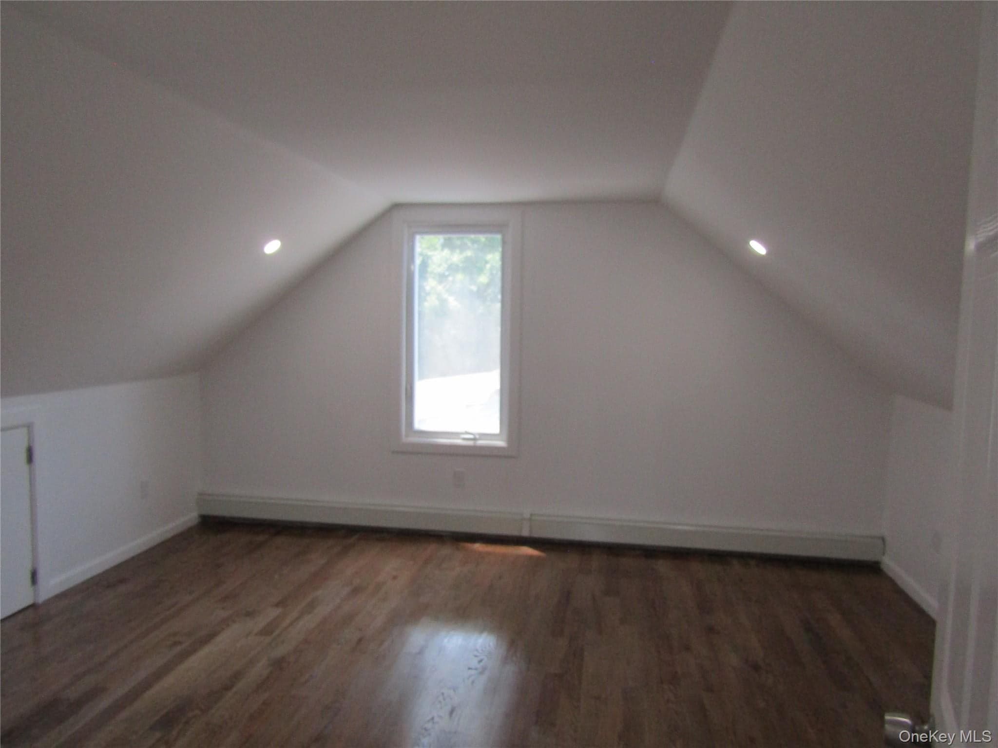 258 Brown Avenue thumbnail 13
