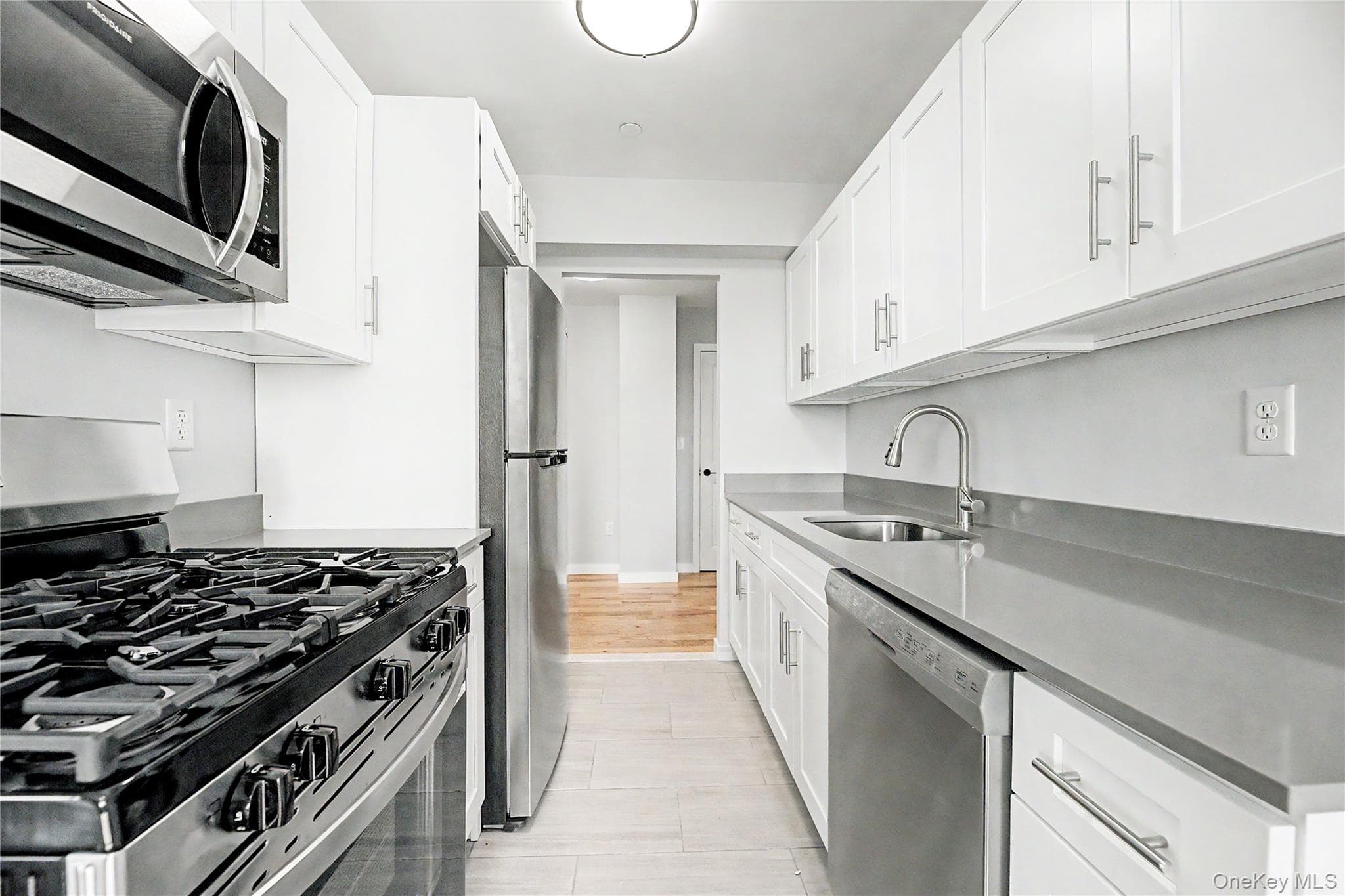 671 Bronx River Road Unit: 6k thumbnail 2