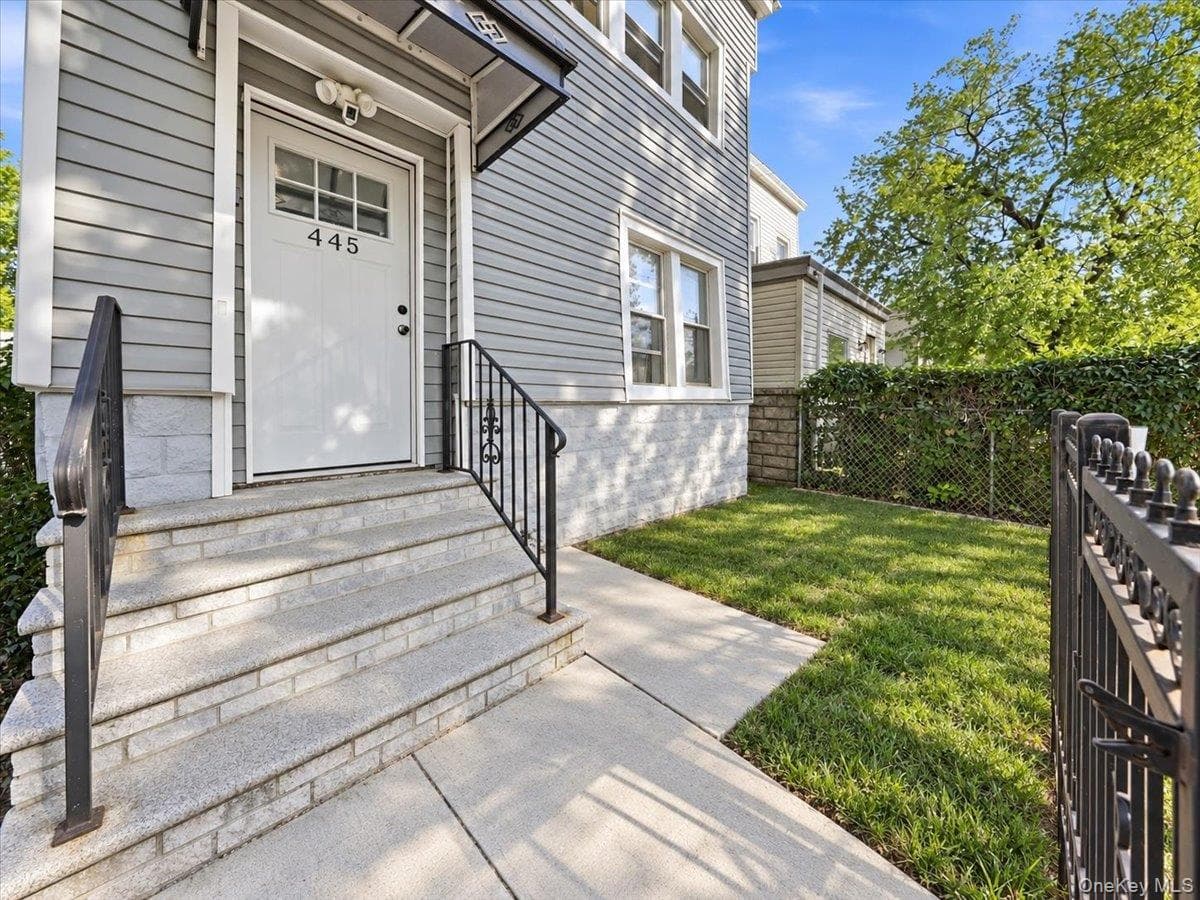 445 S 8th Avenue thumbnail 3
