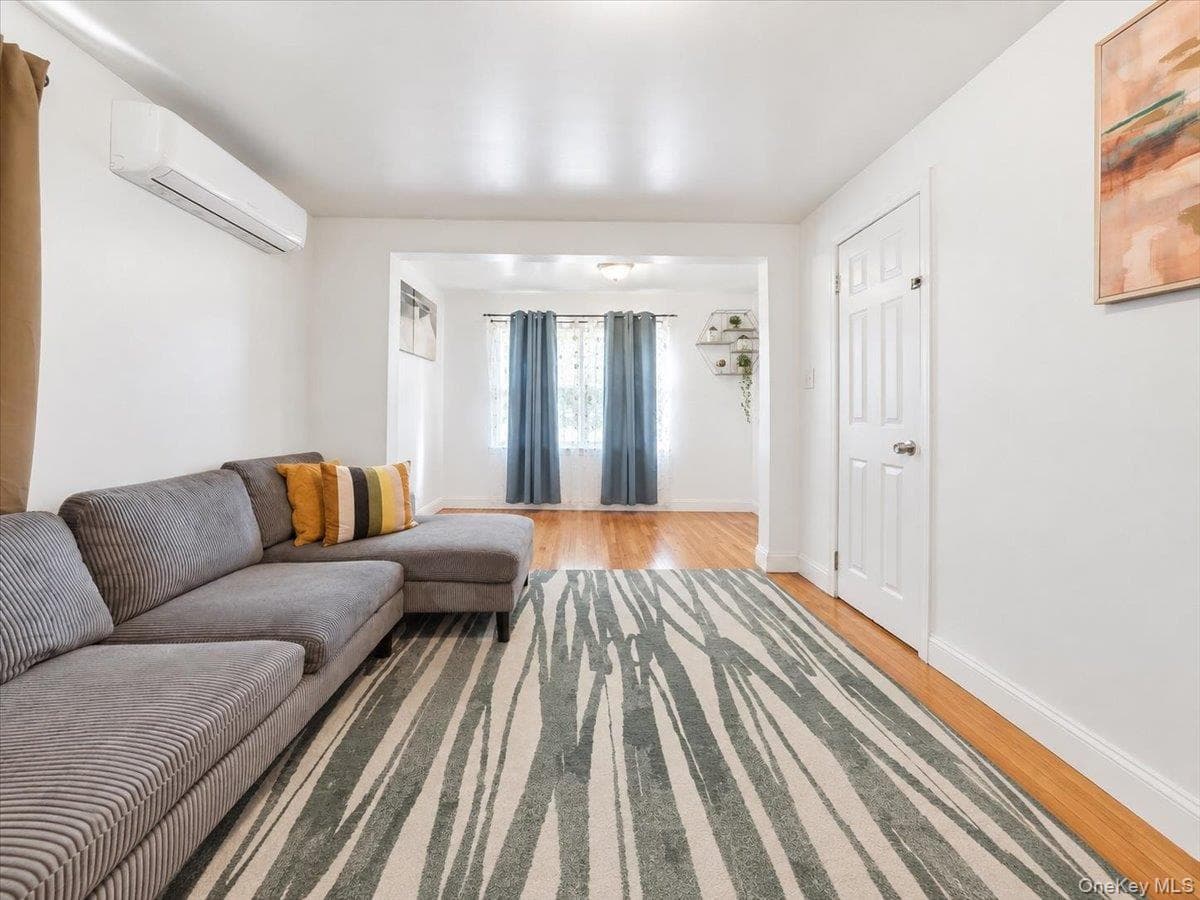 445 S 8th Avenue thumbnail 15