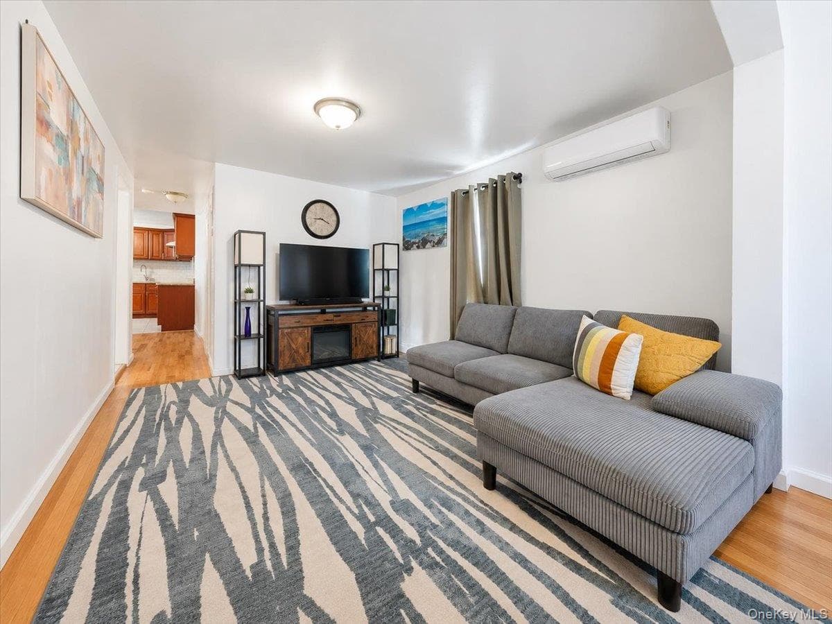 445 S 8th Avenue thumbnail 16