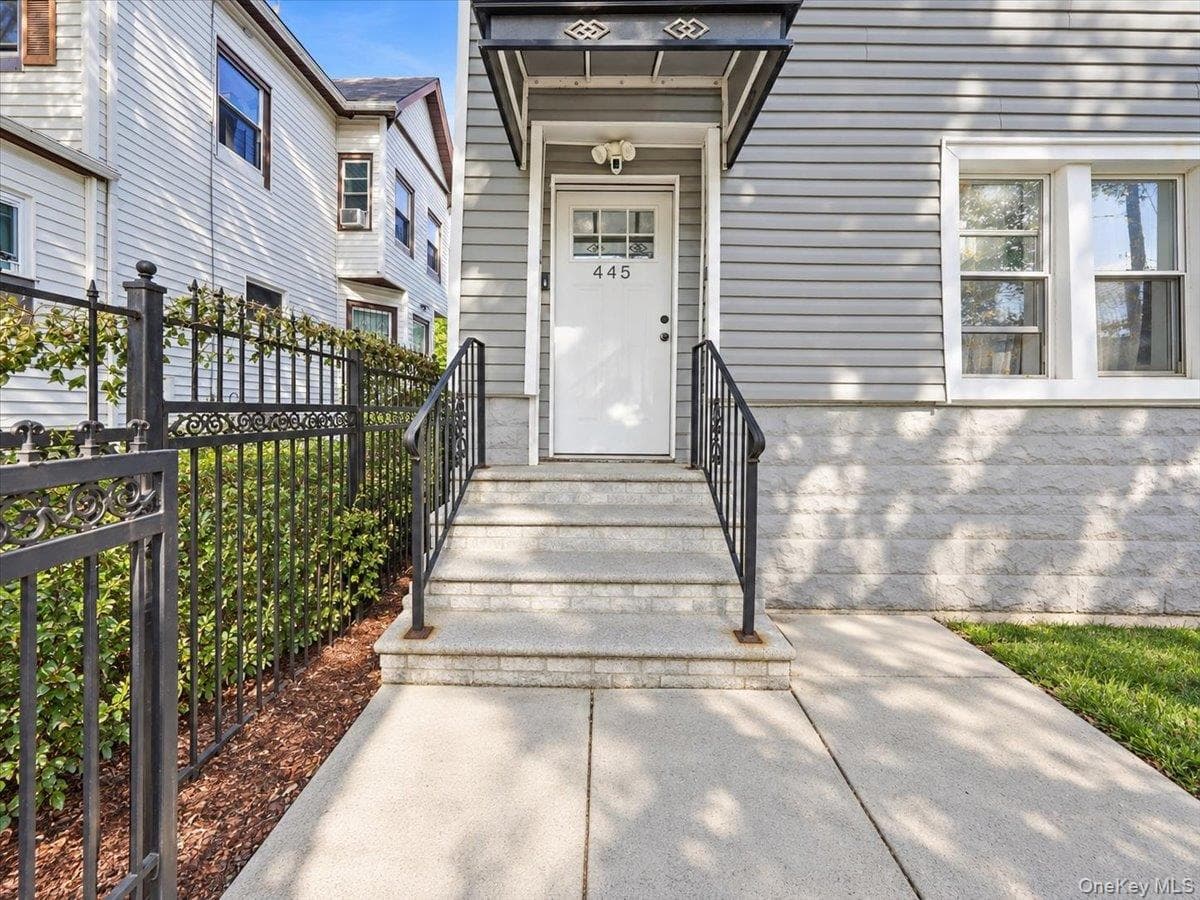 445 S 8th Avenue thumbnail 4