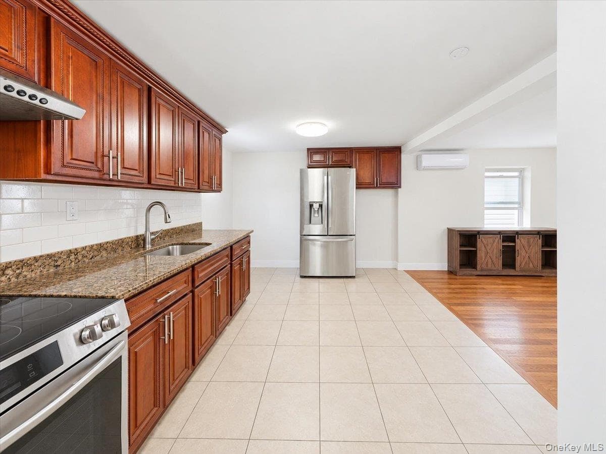 445 S 8th Avenue thumbnail 25