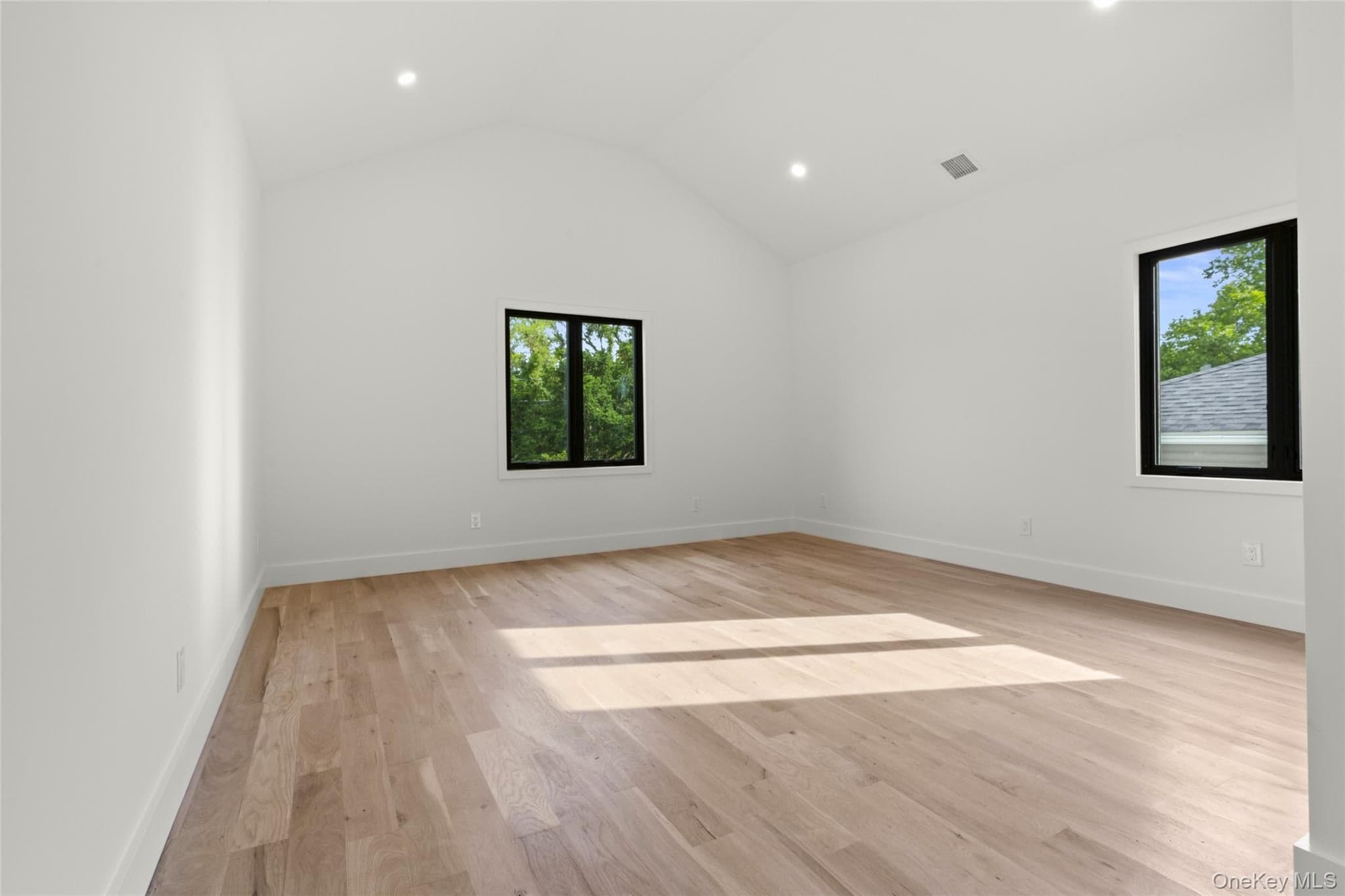 29 Garfield Place thumbnail 16