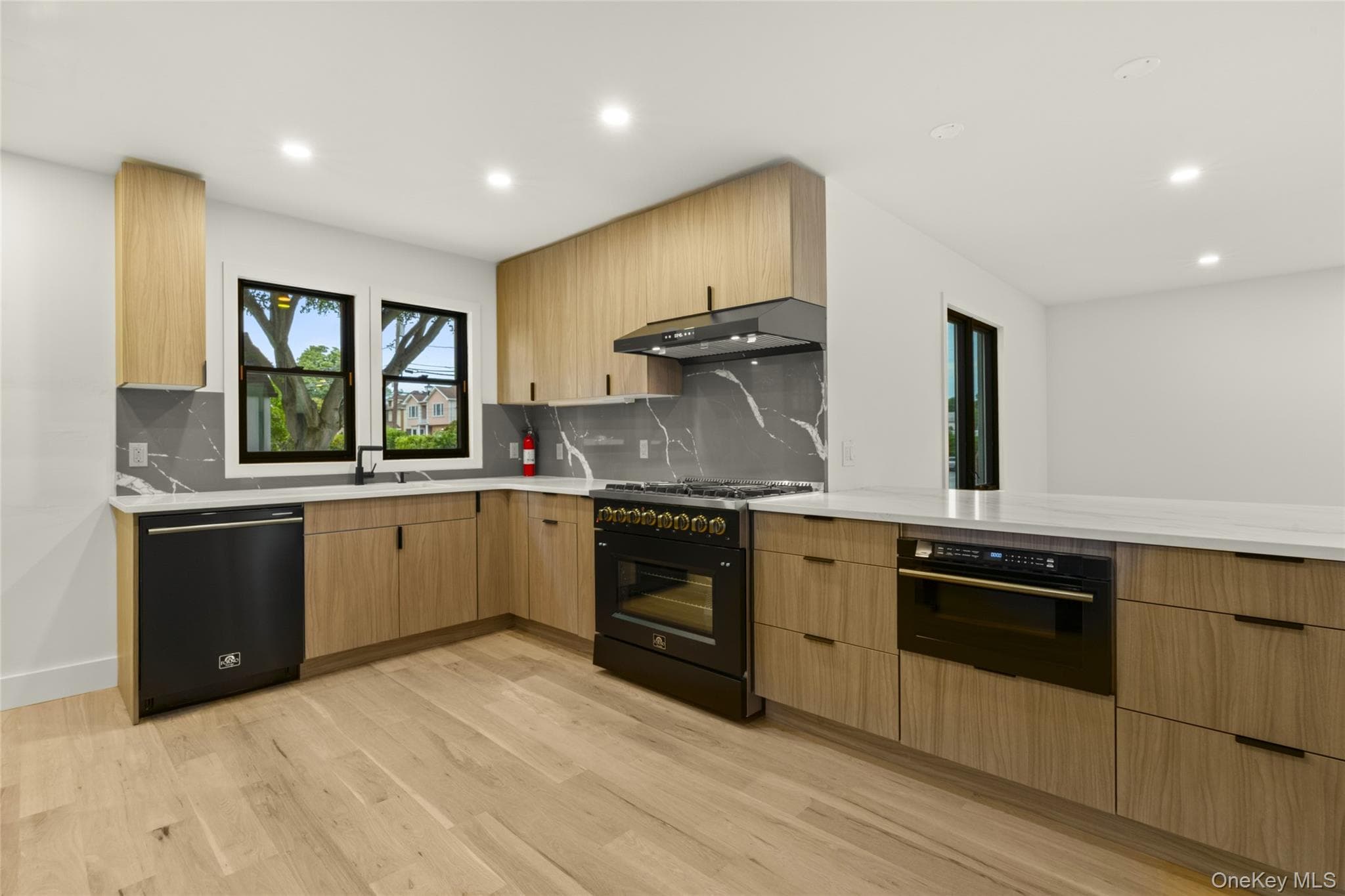 29 Garfield Place thumbnail 8