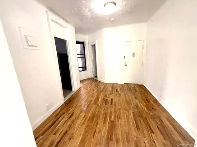 30 Macombs Place Unit: 32 thumbnail 3