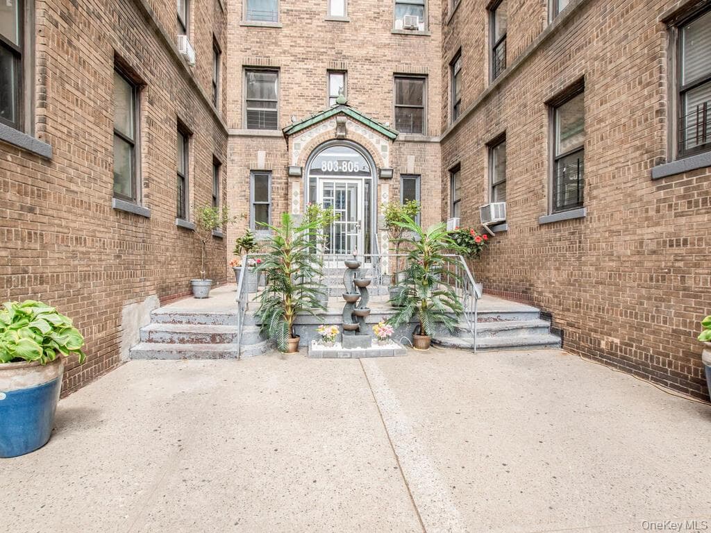 805 E 182nd Street Unit: 4E thumbnail 15