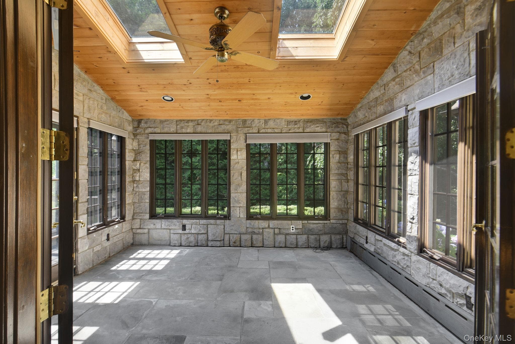 46 Fenimore Road thumbnail 18