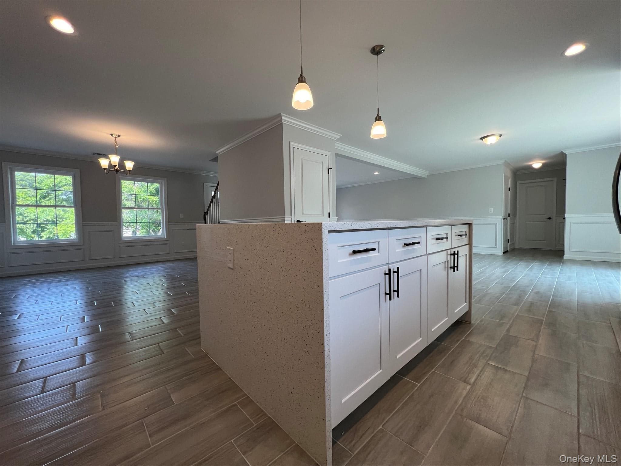 103 Huntington Drive thumbnail 8