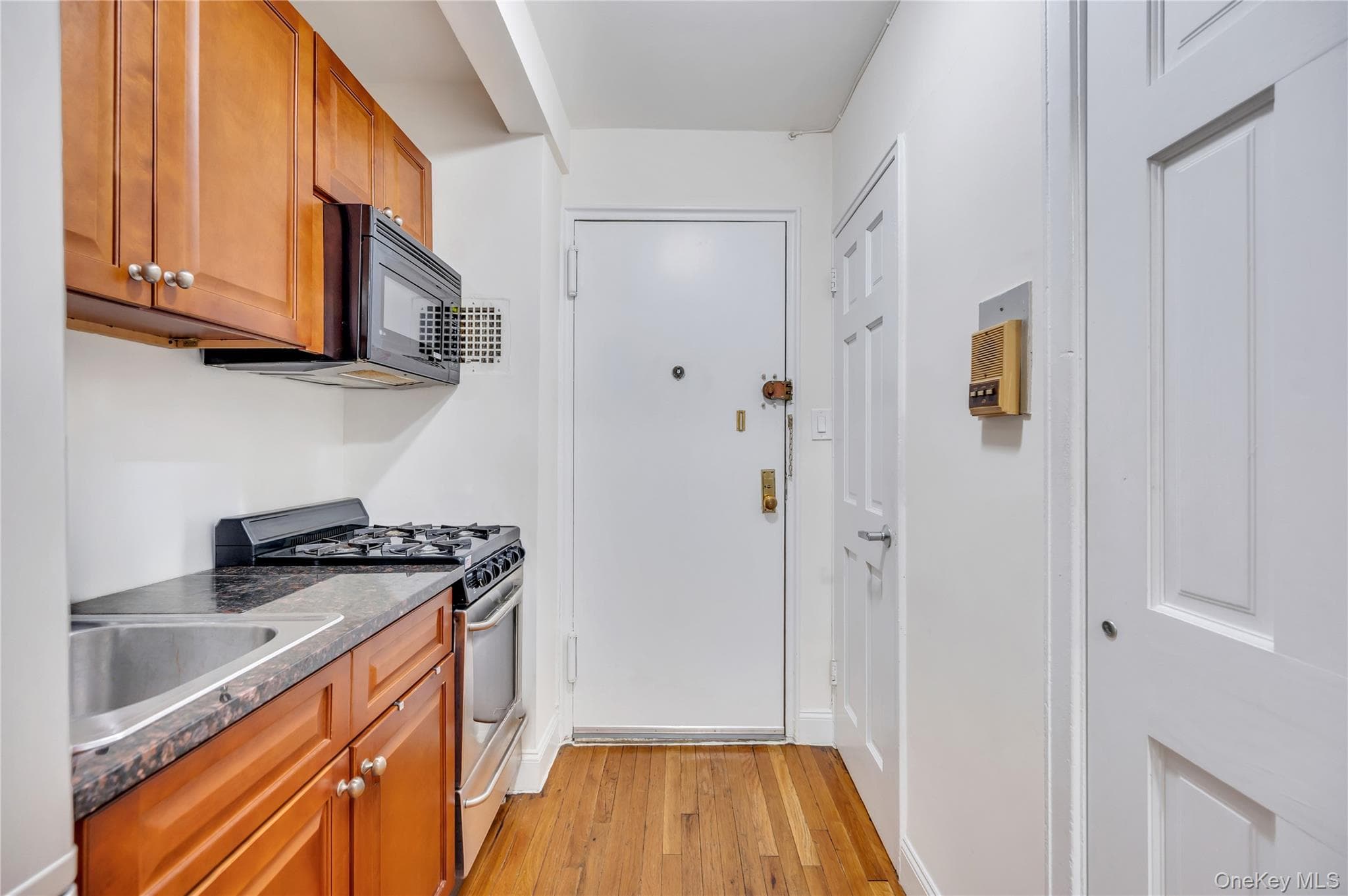 84-50 169th Street Unit: 410 thumbnail 12