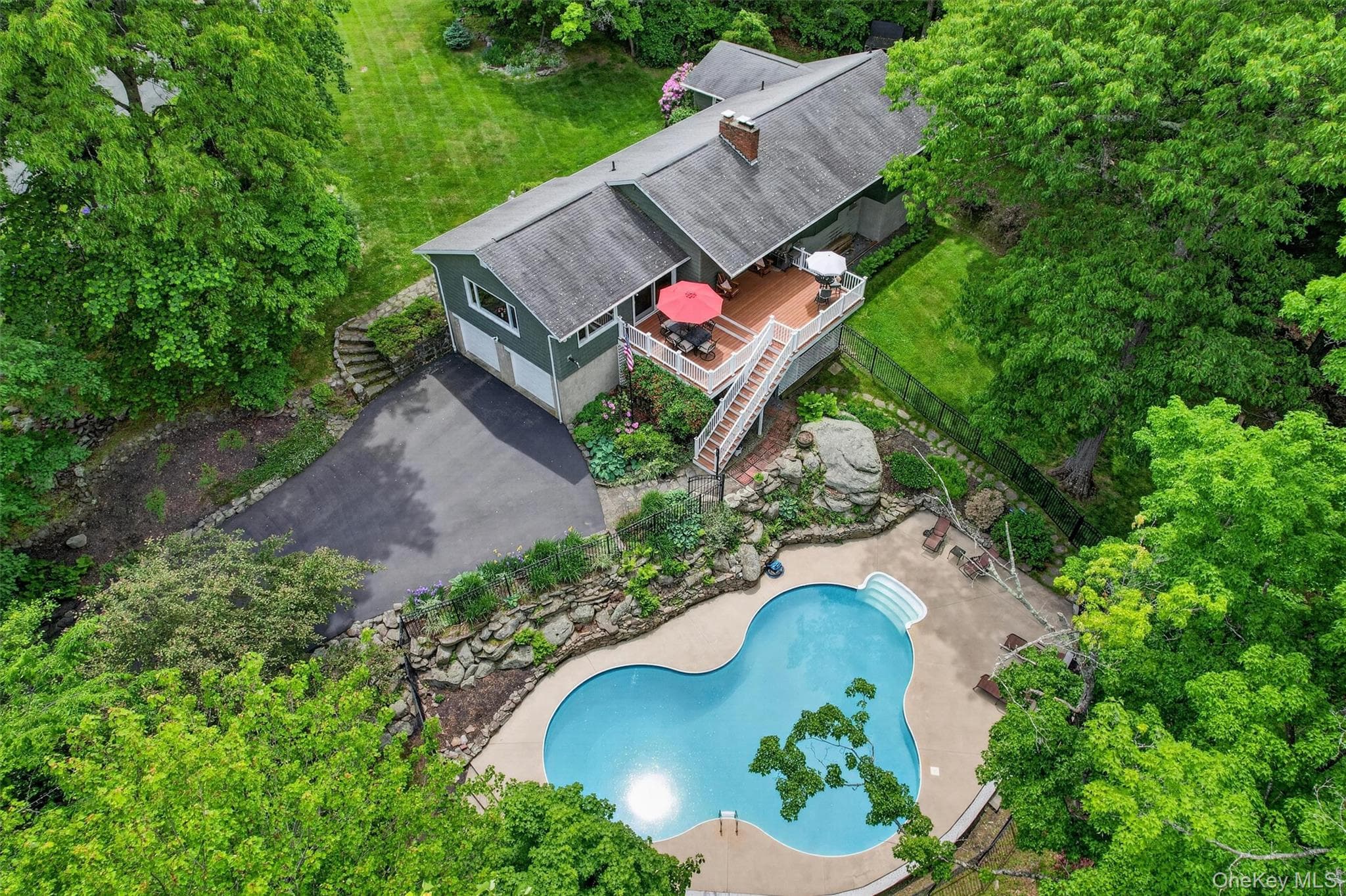 8 Mountain Brook Road thumbnail 32