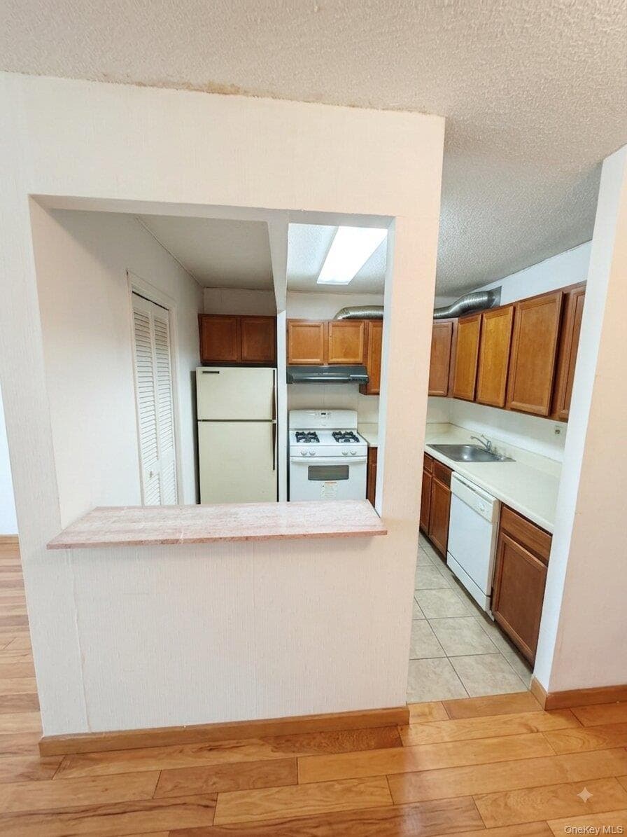 1 Bay Club Drive Unit: 18L thumbnail 8