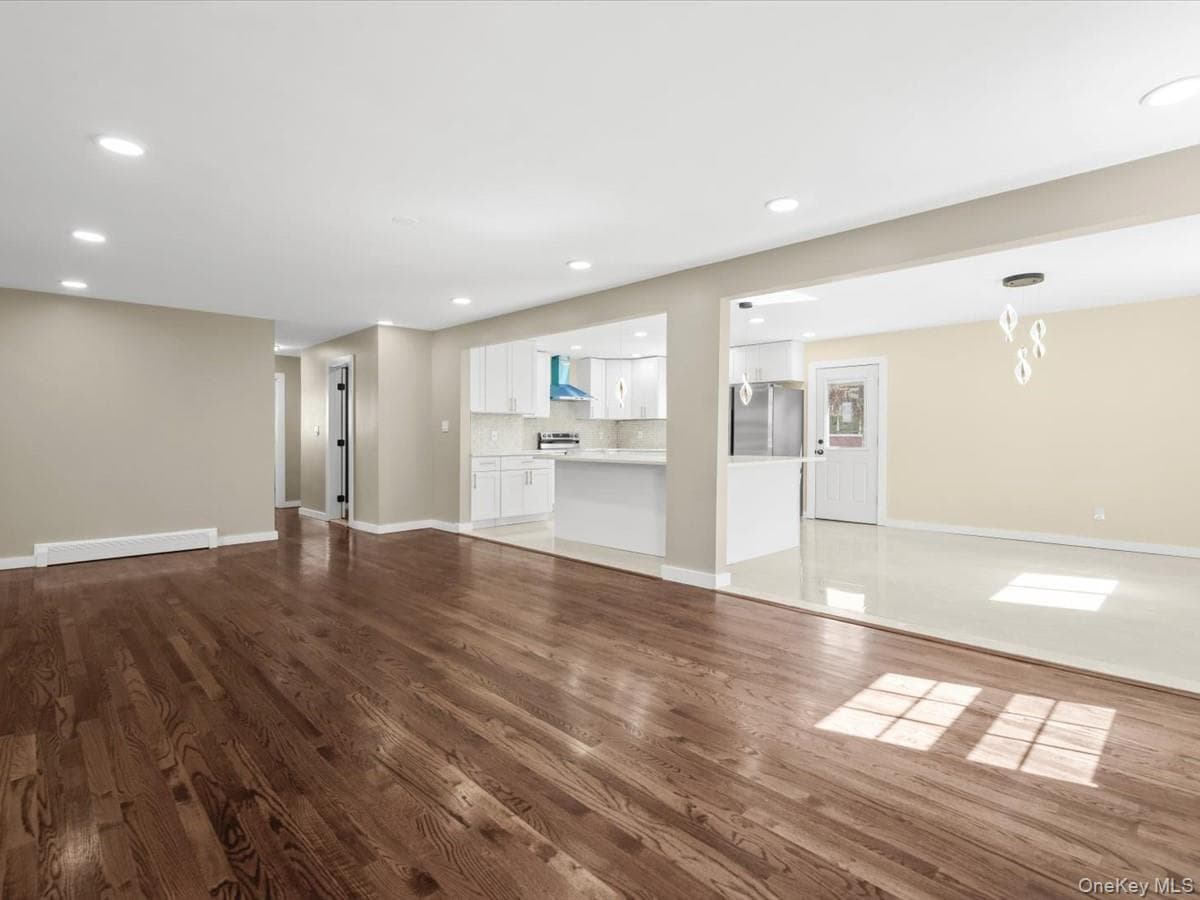 9 Honeysuckle LN thumbnail 9