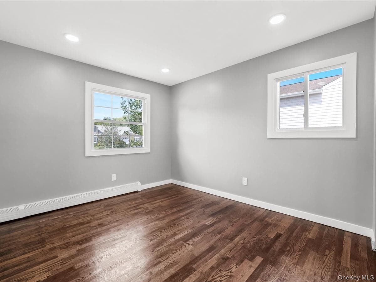 9 Honeysuckle LN thumbnail 16