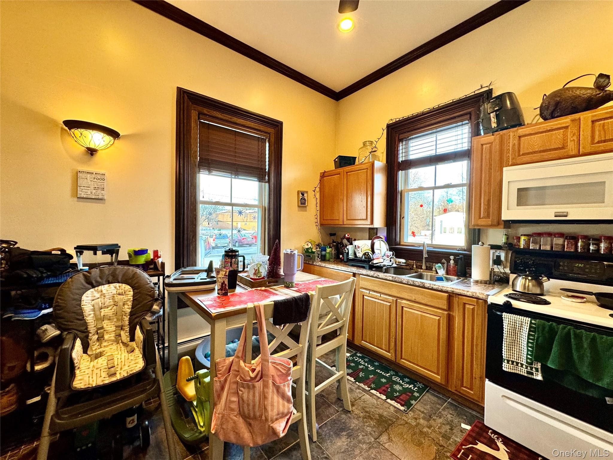 147-151 Grandview Avenue thumbnail 18