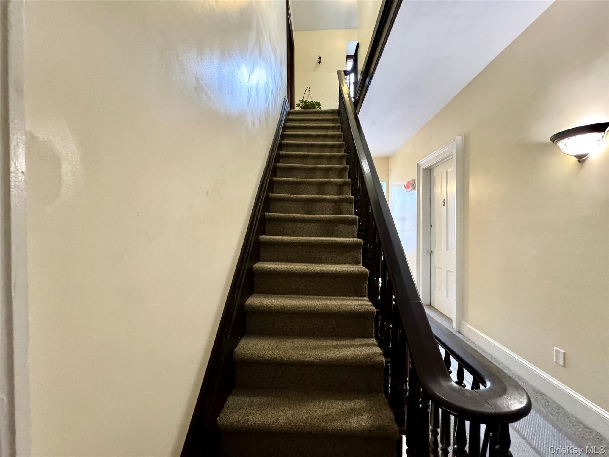 147-151 Grandview Avenue thumbnail 43
