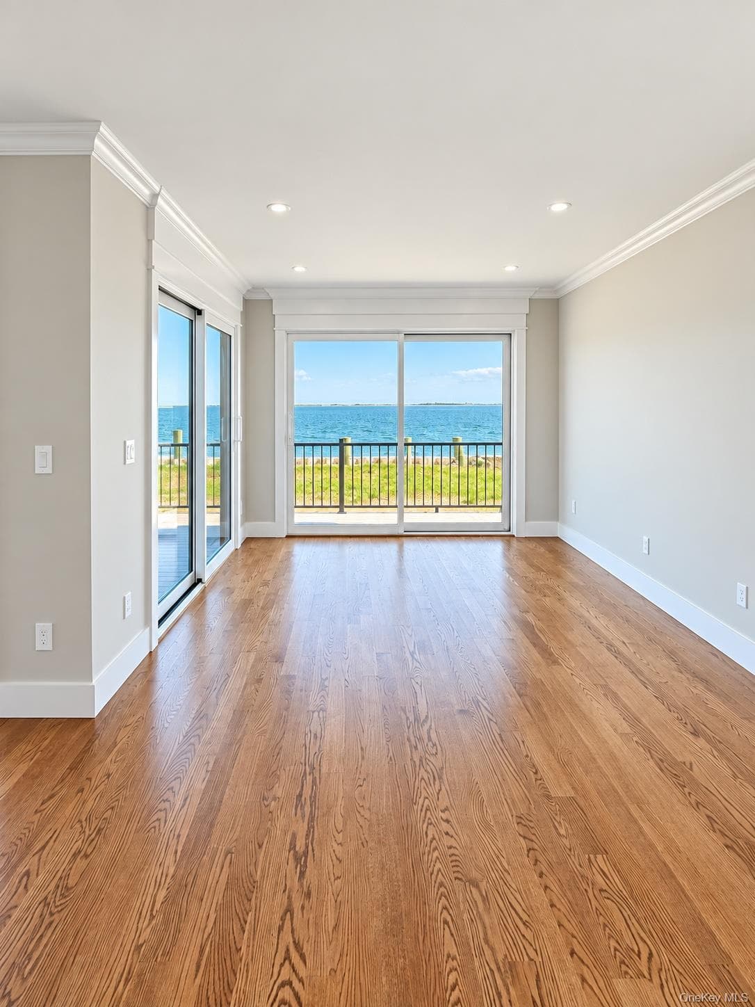 71 E Shore Drive thumbnail 10
