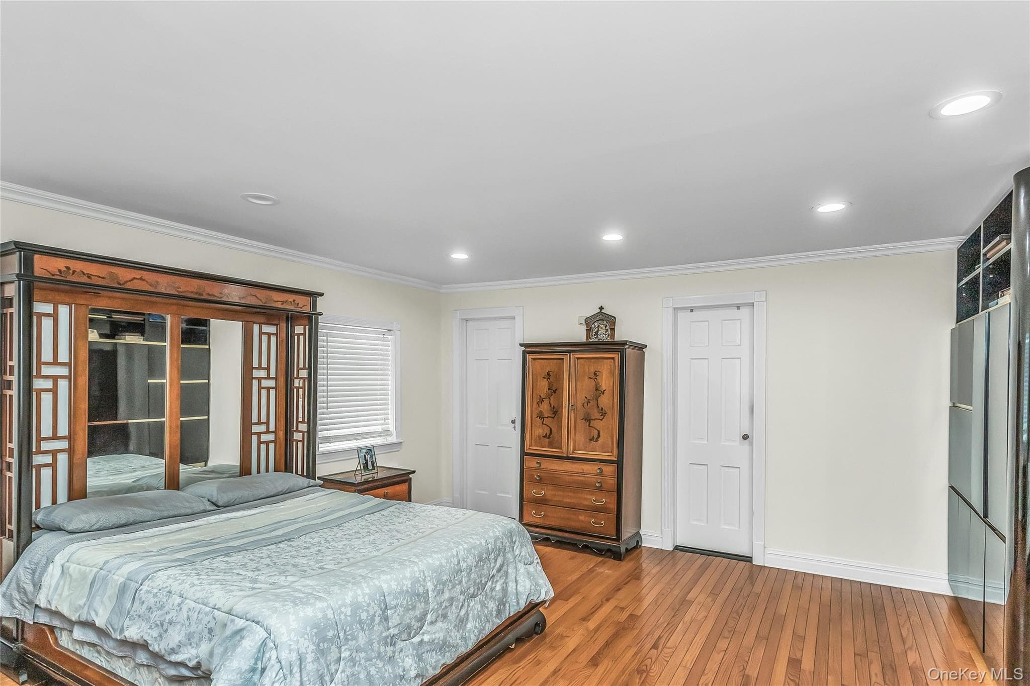 214-04 33rd Avenue thumbnail 14