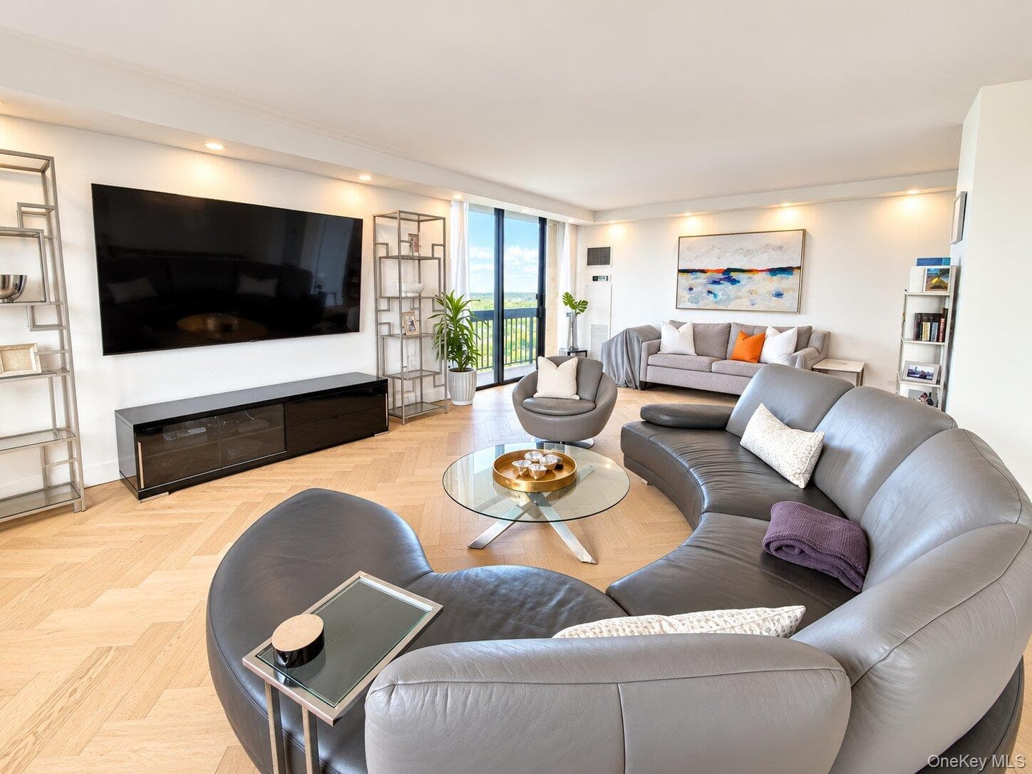 27110 Grand Central Parkway Unit: 31N thumbnail 4