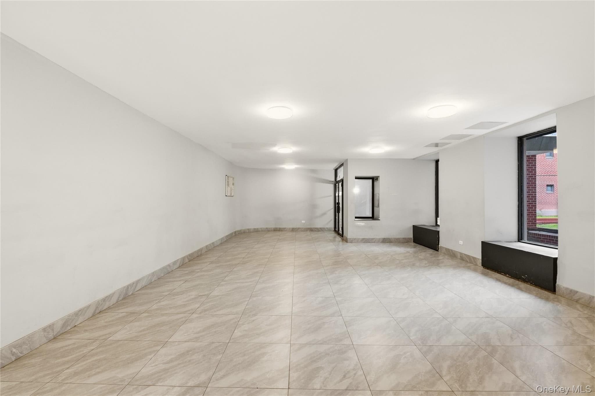 1165 E 54th Street Unit: 4G thumbnail 3