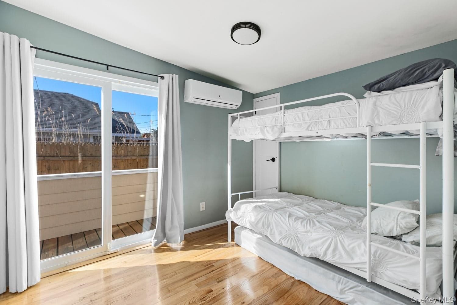 485 Bayberry Walk thumbnail 17