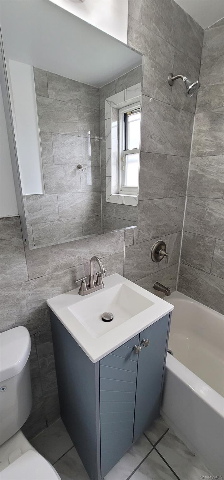 13178 Laurelton Parkway Unit: Upper thumbnail 14