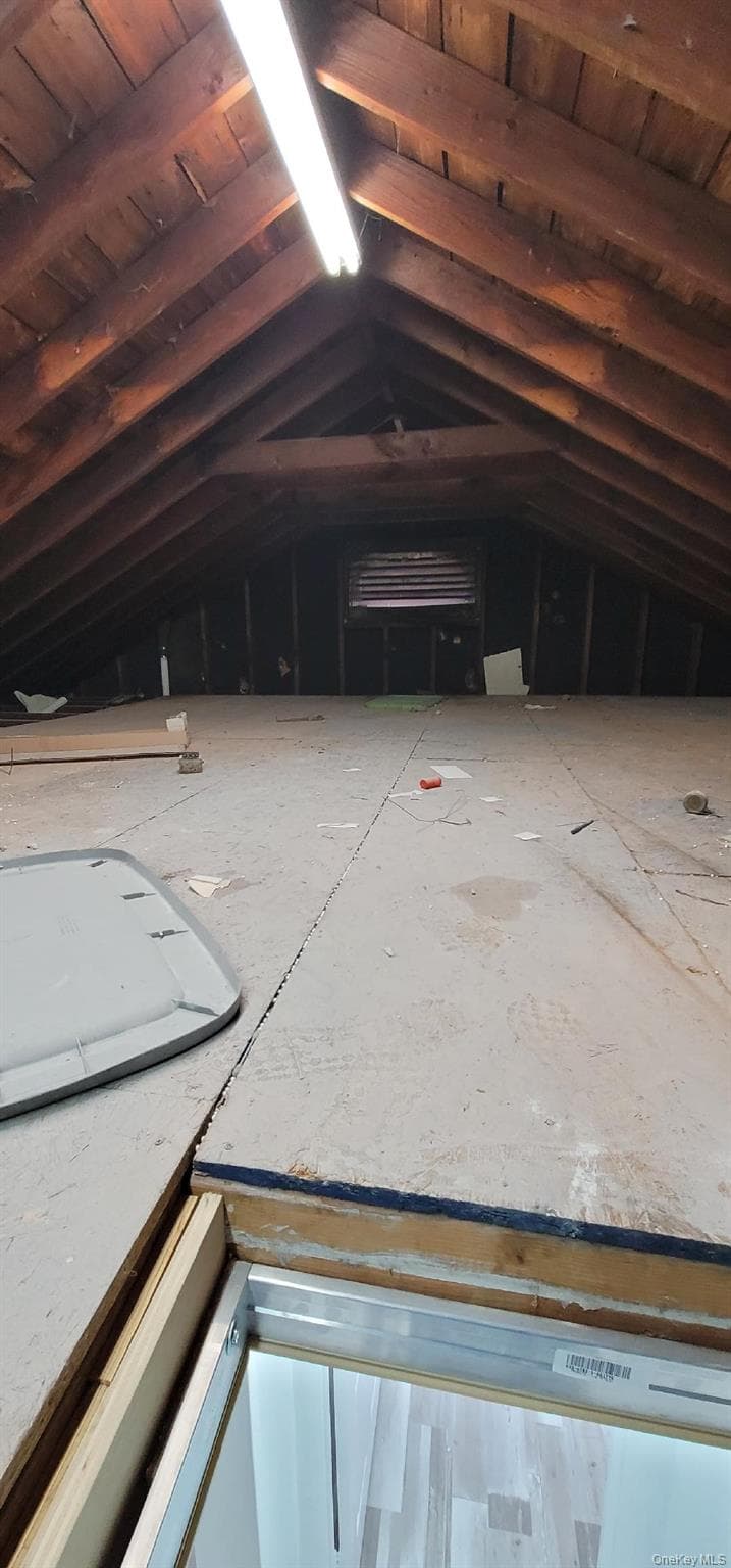 13178 Laurelton Parkway Unit: Upper thumbnail 7