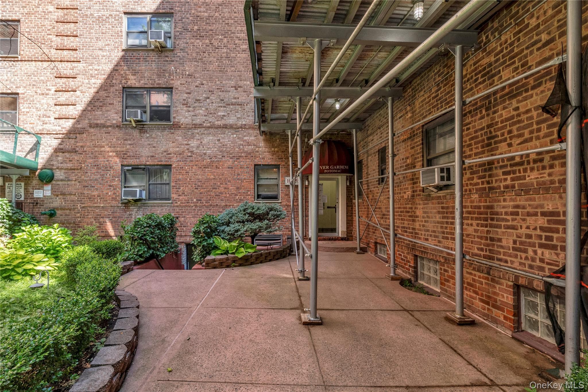 102-55 67 Road Unit: 3V, Forest Hills