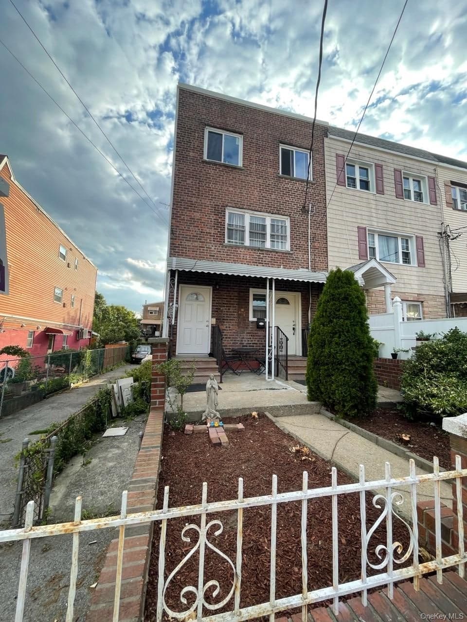269 Balcom Avenue, Bronx
