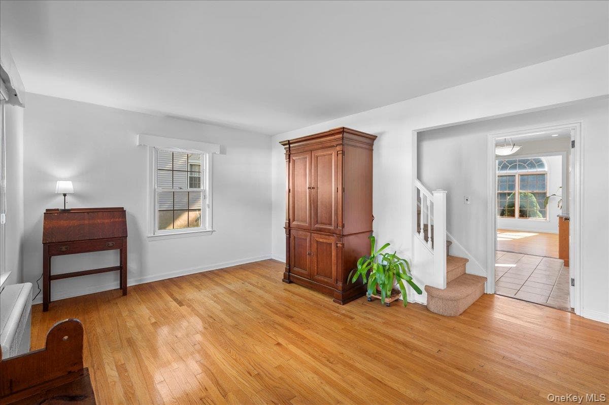 18 Maywood Avenue thumbnail 8