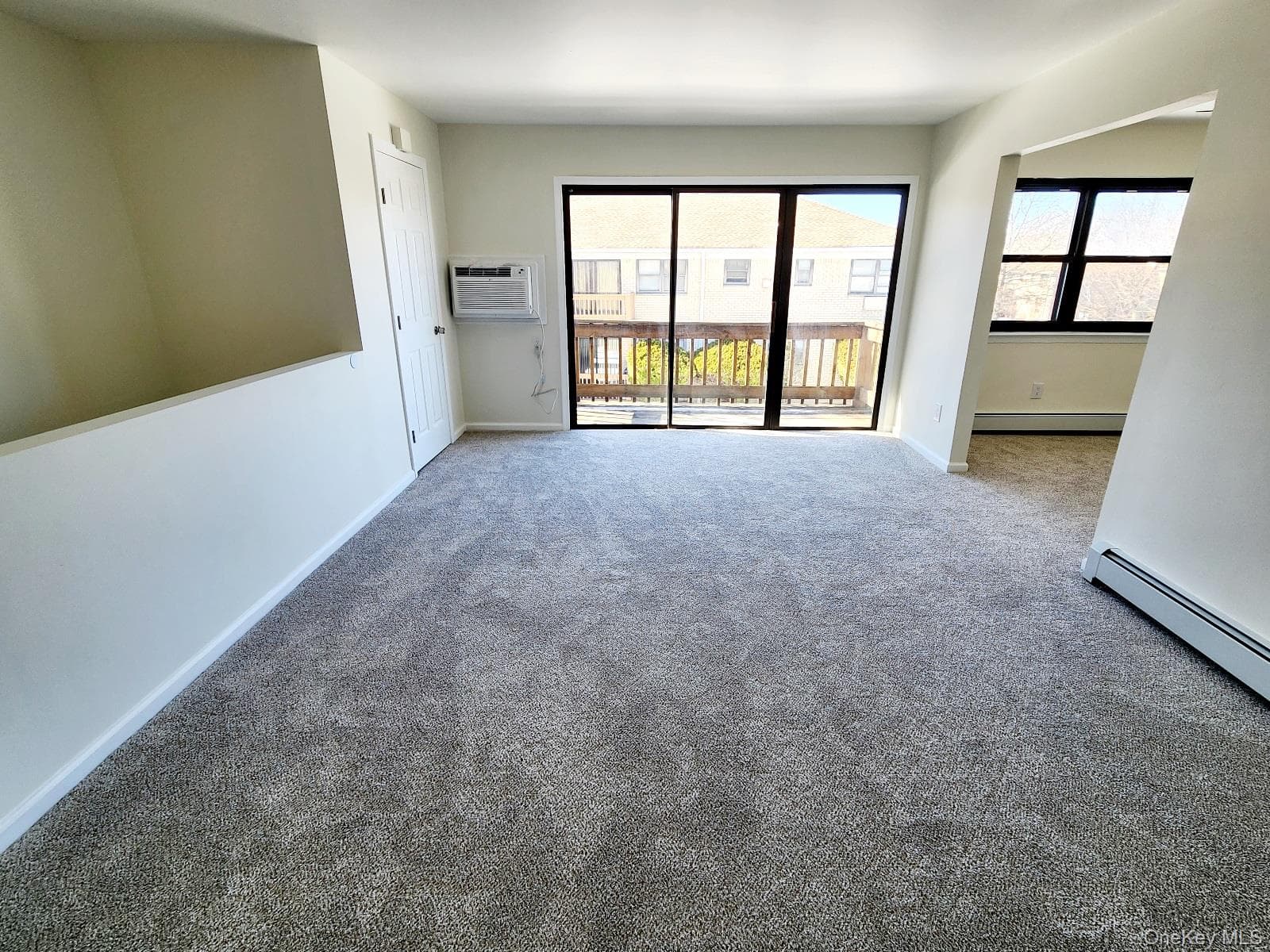 196 Sneden Place Unit: 196 thumbnail 4