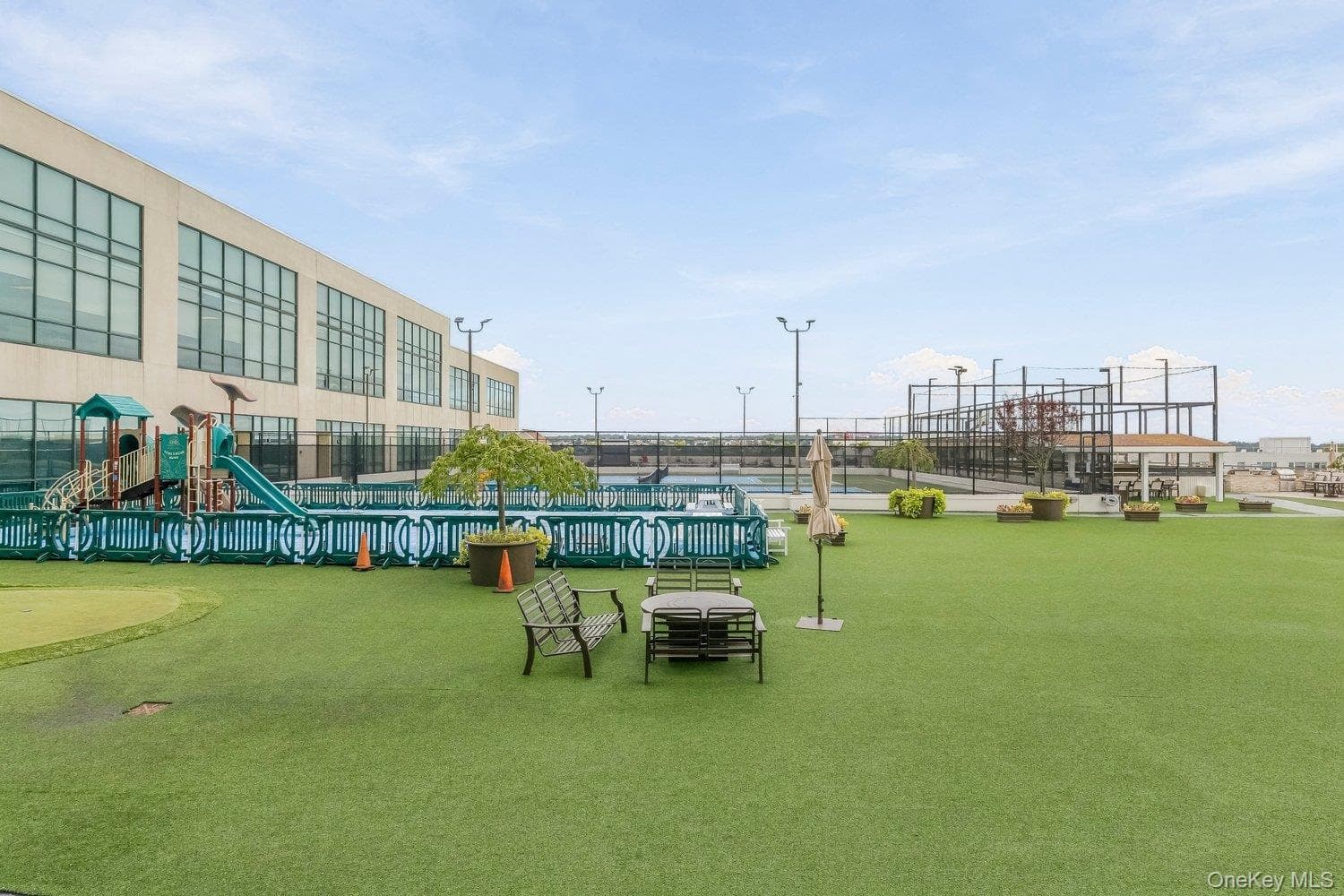 10 City Place Unit: 2B thumbnail 23