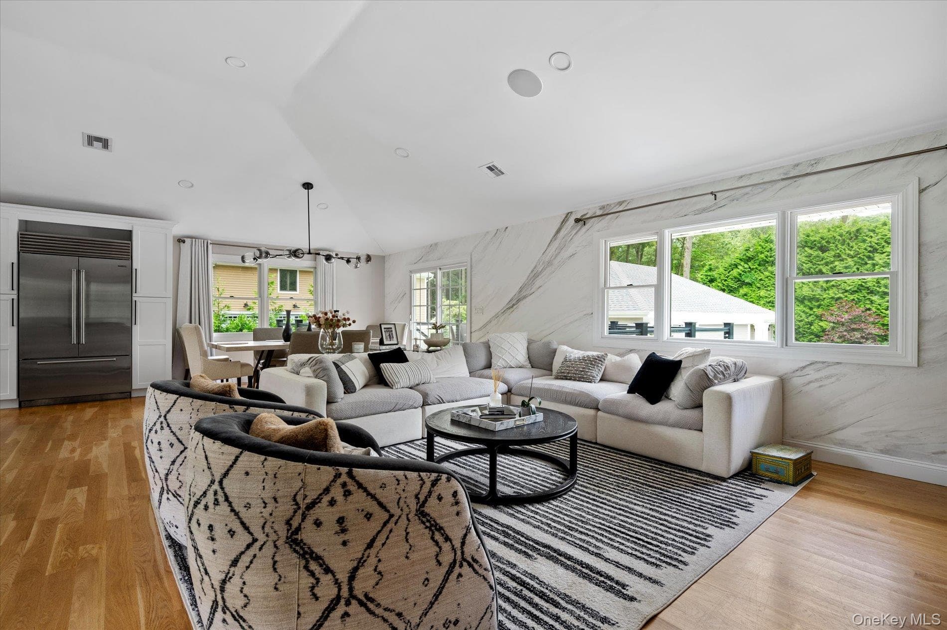 22 Beaumont Drive thumbnail 7
