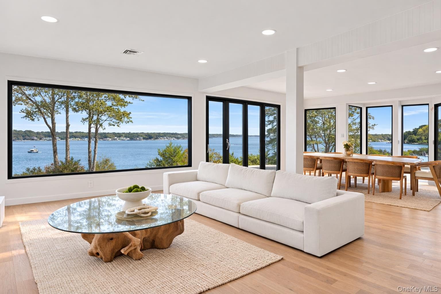 10 Bay View Drive thumbnail 4