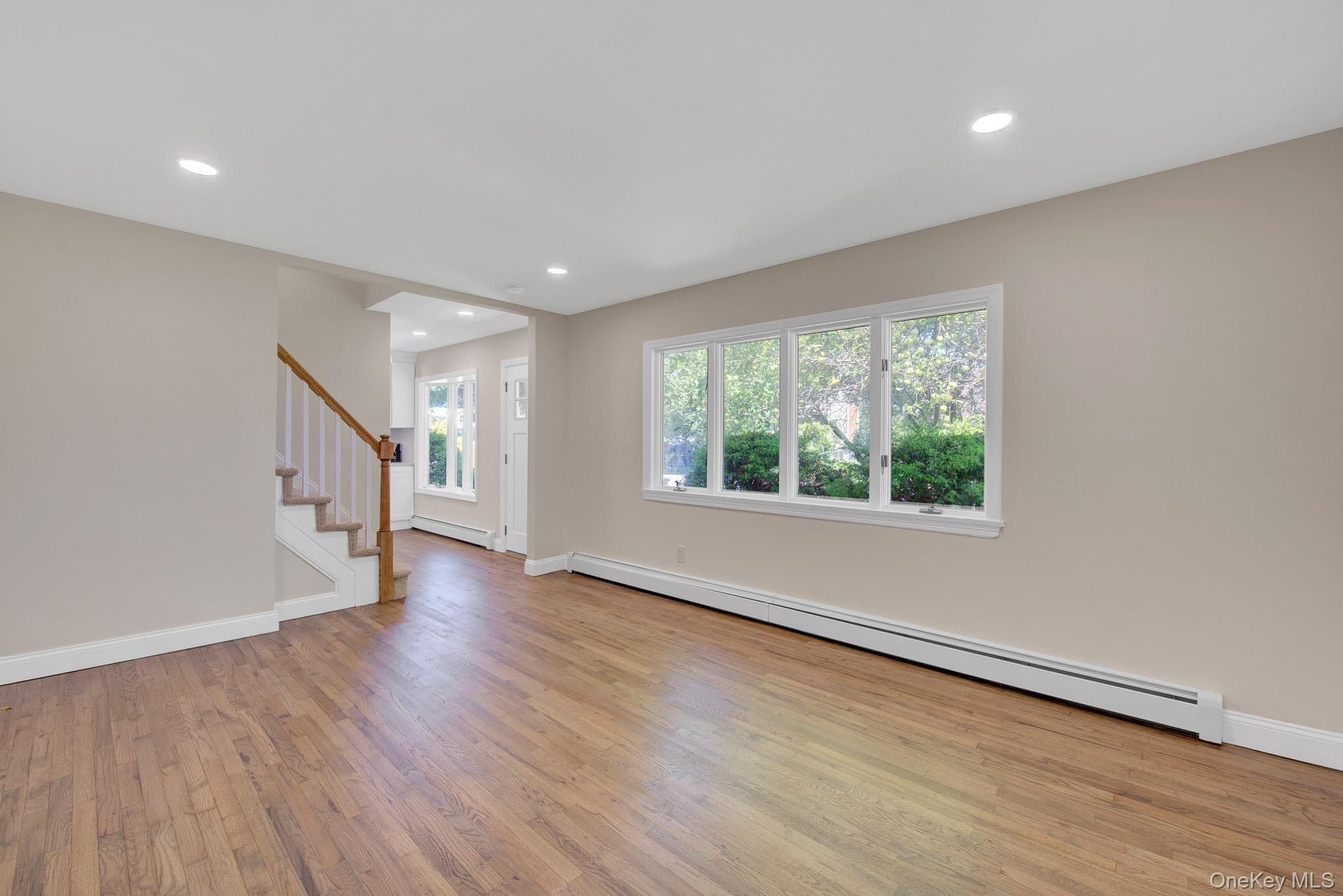 11 Parkwood Road thumbnail 4