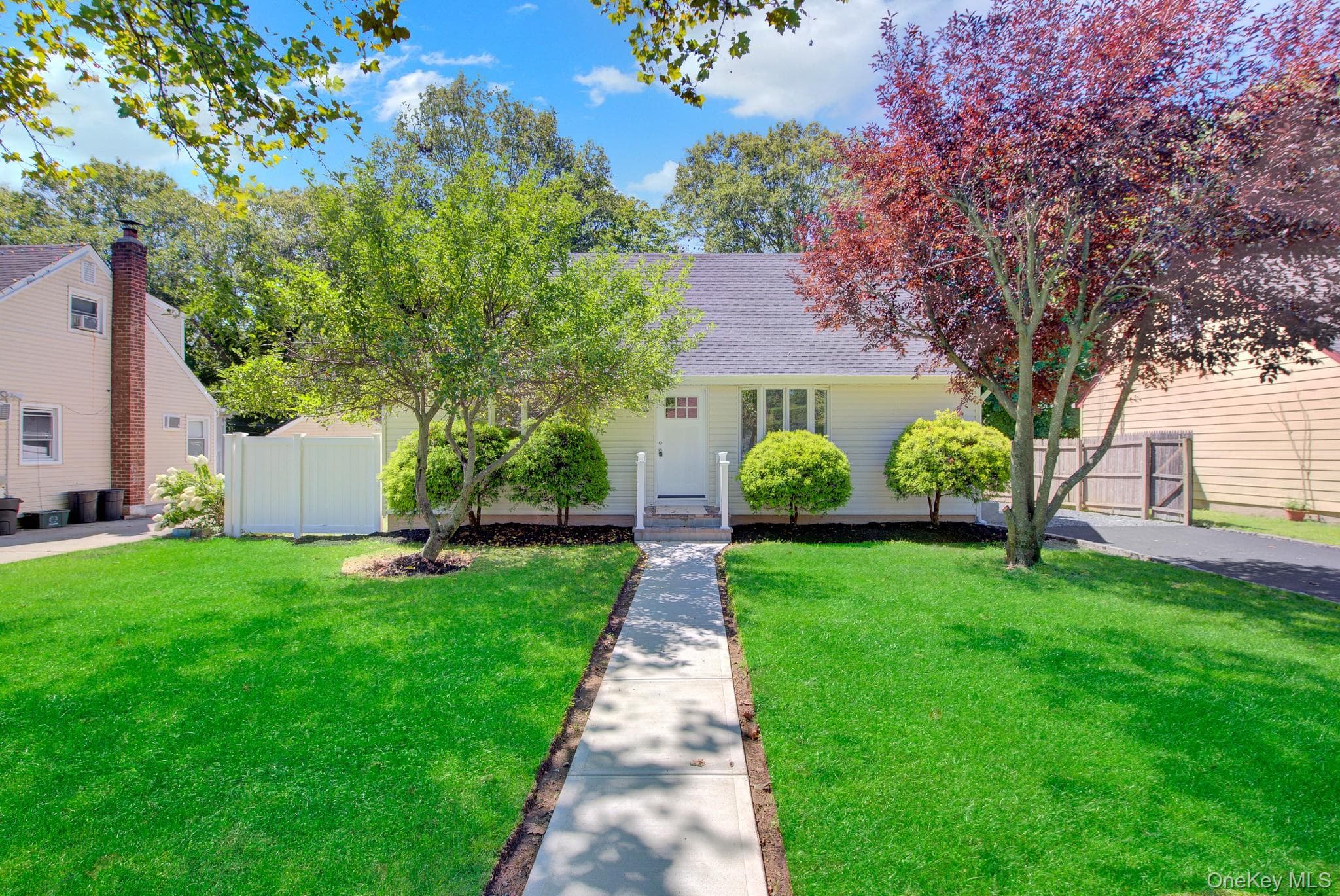 11 Parkwood Road, Westbury
