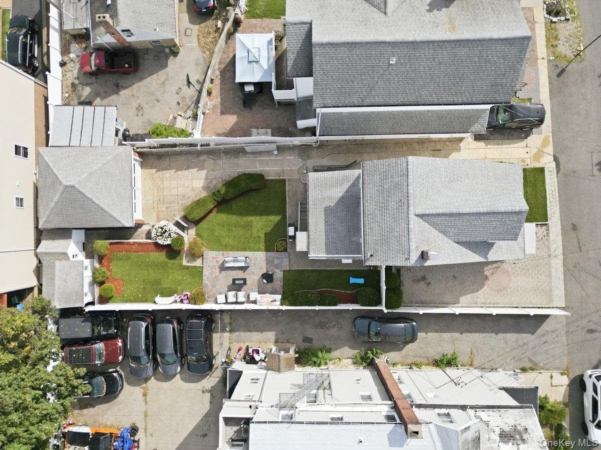 221 Edgewood Avenue thumbnail 42