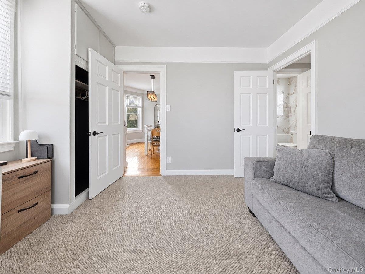 221 Edgewood Avenue thumbnail 16