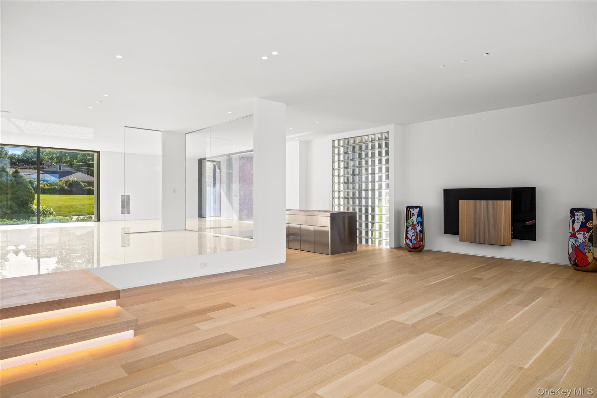 1 Foxwood Road thumbnail 12